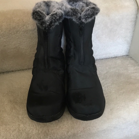 None Shoes - 💥final price sale💥rain boots ☔️